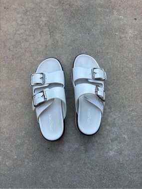 J/Slides NYC “Bowie” White Leather Double Buckle Platform Slides